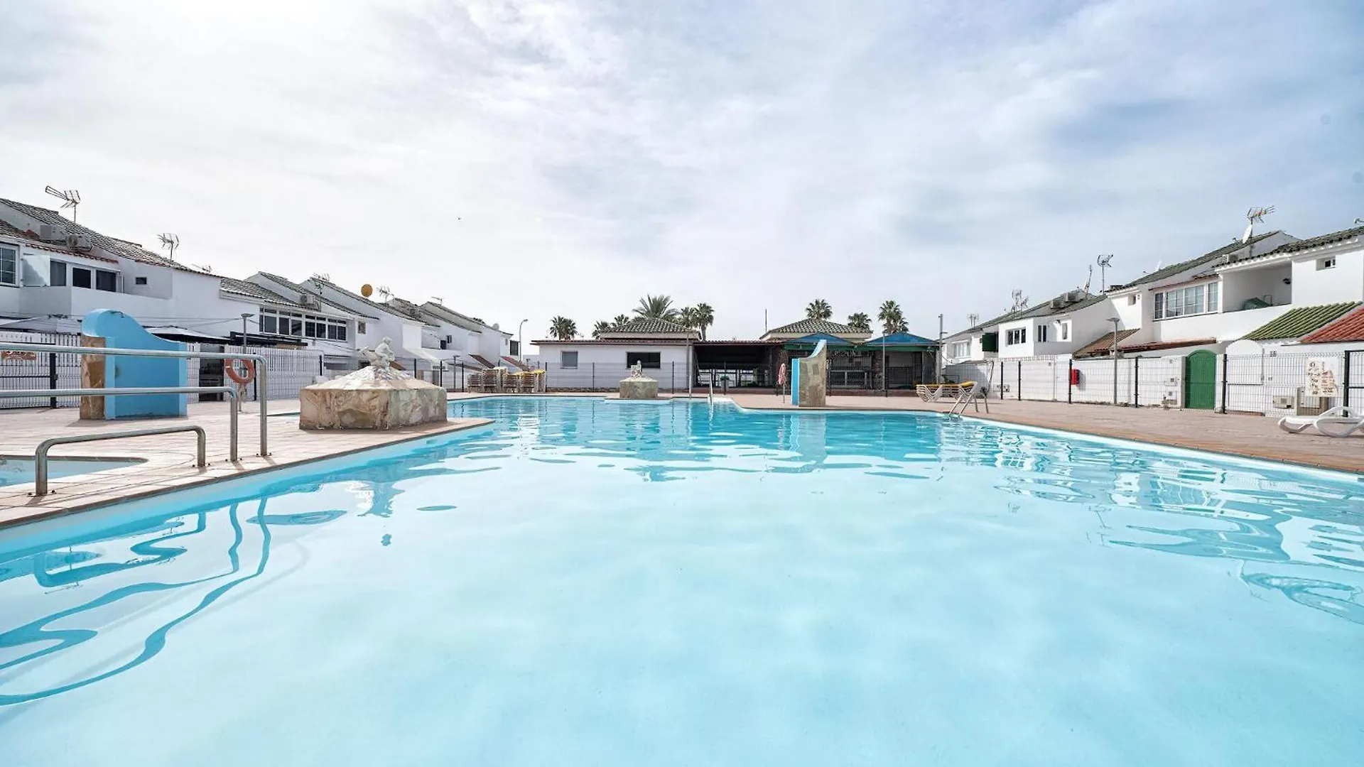 Paradisiaco Bungalow En Sonnenland 马斯帕洛马斯 0*,